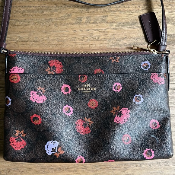 Coach floral crossbody bag - Picture 2 of 6